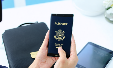découvrez ce qui se passe après l'expiration d'un passeport : les conséquences sur vos voyages, les démarches à entreprendre et les solutions pour renouveler votre document. informez-vous sur les alternatives et la durée de validité de vos documents de voyage.