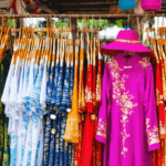 découvrez les couleurs à éviter lors de votre séjour en thaïlande pour respecter les traditions locales. suivez notre guide pratique pour voyager sereinement et en toute harmonie avec la culture thaïlandaise.