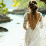 découvrez des inspirations de robes de mariée élégantes et légères pour un mariage inoubliable à l’étranger sous le soleil. trouvez la tenue parfaite pour dire oui avec style et douceur.