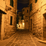 découvrez les 10 erreurs à éviter absolument lors de votre séjour en sicile pour profiter pleinement de votre voyage, entre sites incontournables et conseils pratiques pour une expérience inoubliable.