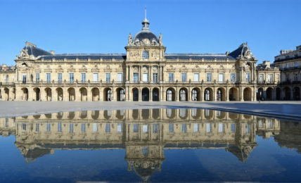 découvrez les incontournables de bordeaux en un week-end : gastronomie, architecture, vignobles et balades dans une ville pleine de charme.