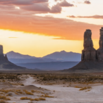 découvrez les 5 hébergements incontournables pour passer une nuit inoubliable dans le désert des bardenas, entre nature sauvage et confort unique.