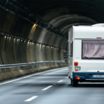 découvrez comment traverser le tunnel sous la manche en camping-car avec notre guide pratique : conseils essentiels, tarifs, formalités et astuces pour un voyage en toute sérénité.