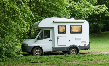 découvrez nos conseils experts pour choisir le camping-car idéal et profiter pleinement de vos vacances en toute liberté et confort.