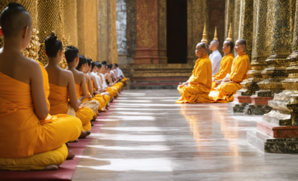 découvrez les codes vestimentaires à respecter lors de votre voyage en thaïlande pour profiter pleinement de votre séjour en respectant la culture locale et les traditions.