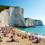 Été à Étretat : 10 expériences incontournables à découvrir