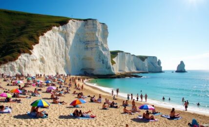 Été à Étretat : 10 expériences incontournables à découvrir